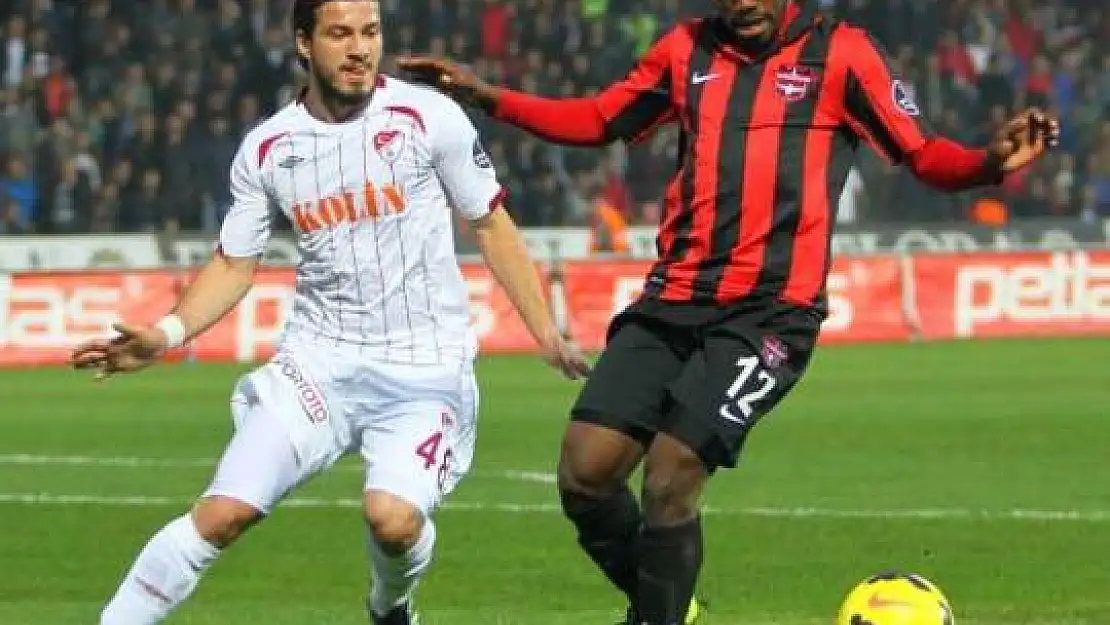 Elazığspor Zorlu Virajda