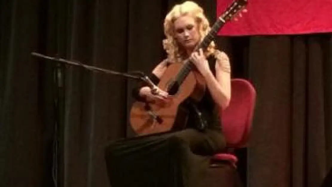 Fırat Üniversitesinde Gitar Resitali