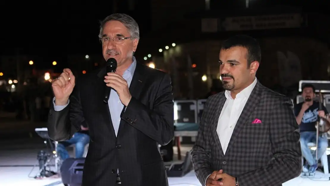 Kültür Parkta Emrah Güllü Konseri