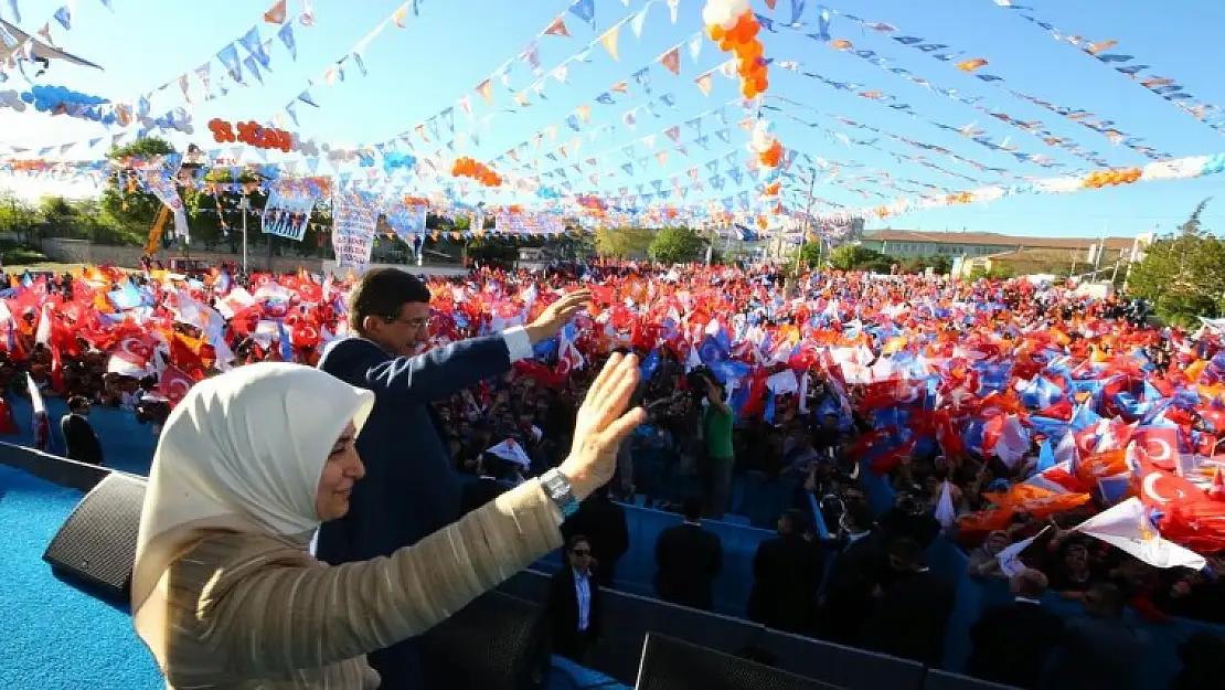 Başbakan Davutoğlu Elazığlılara Seslendi