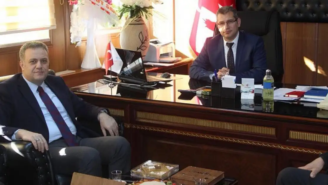 Baskil Belediyesi'nden Yeni Başhekime Hayırlı Olsun Ziyareti