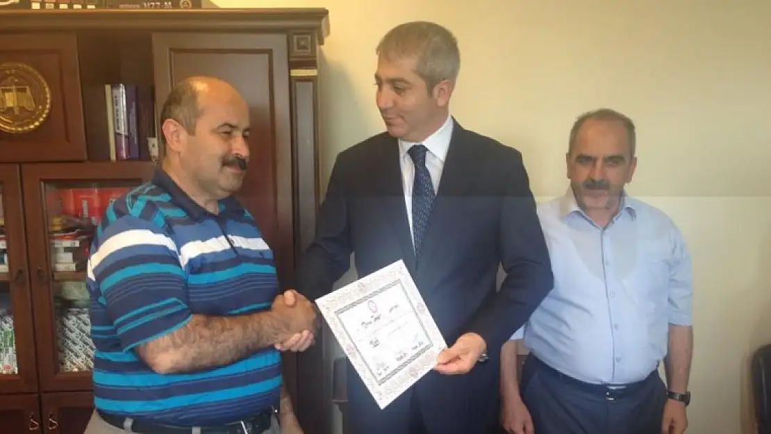 Yavuz Temizer Mazbatasını Aldı