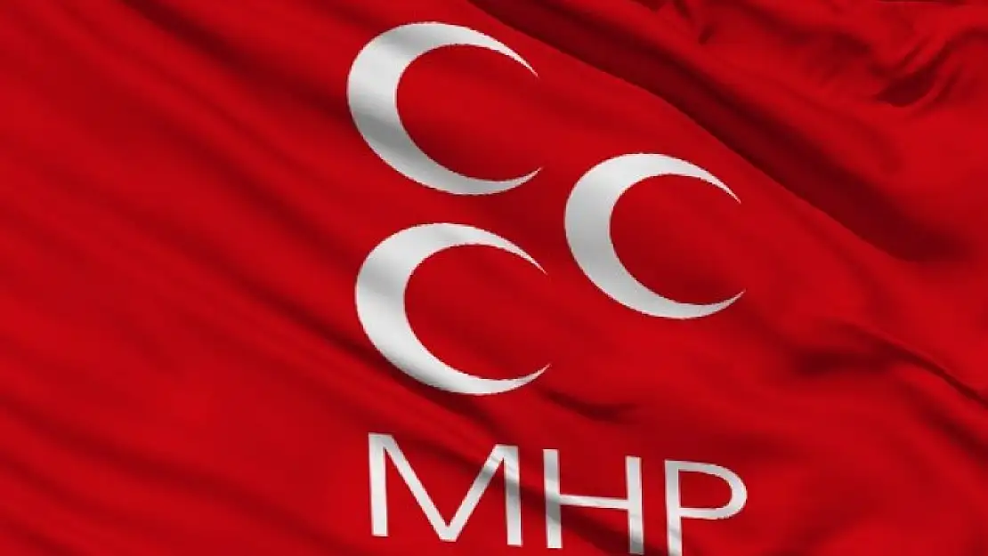 MHP'den Partilere Bayrak Çağrısı
