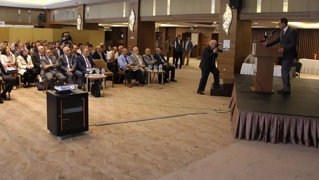Orta Doğu Sempozyumu Başladı