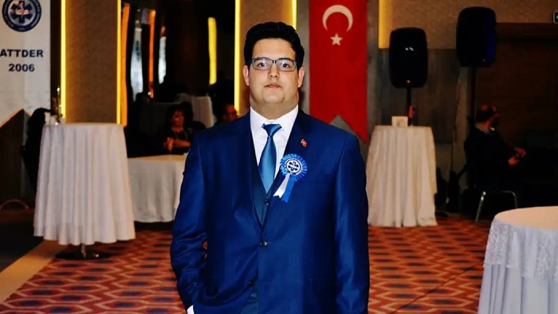 Elazığlı Sağlık Öğrencisi Birinci Oldu