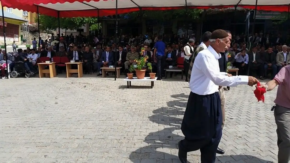 Arıcak'ta Ters Lale Festivali Yapıldı