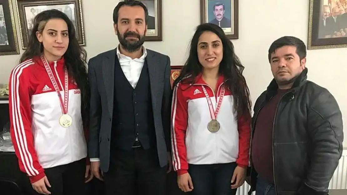 Bayan Boksörlerden Şerifoğulları'na Ziyaret