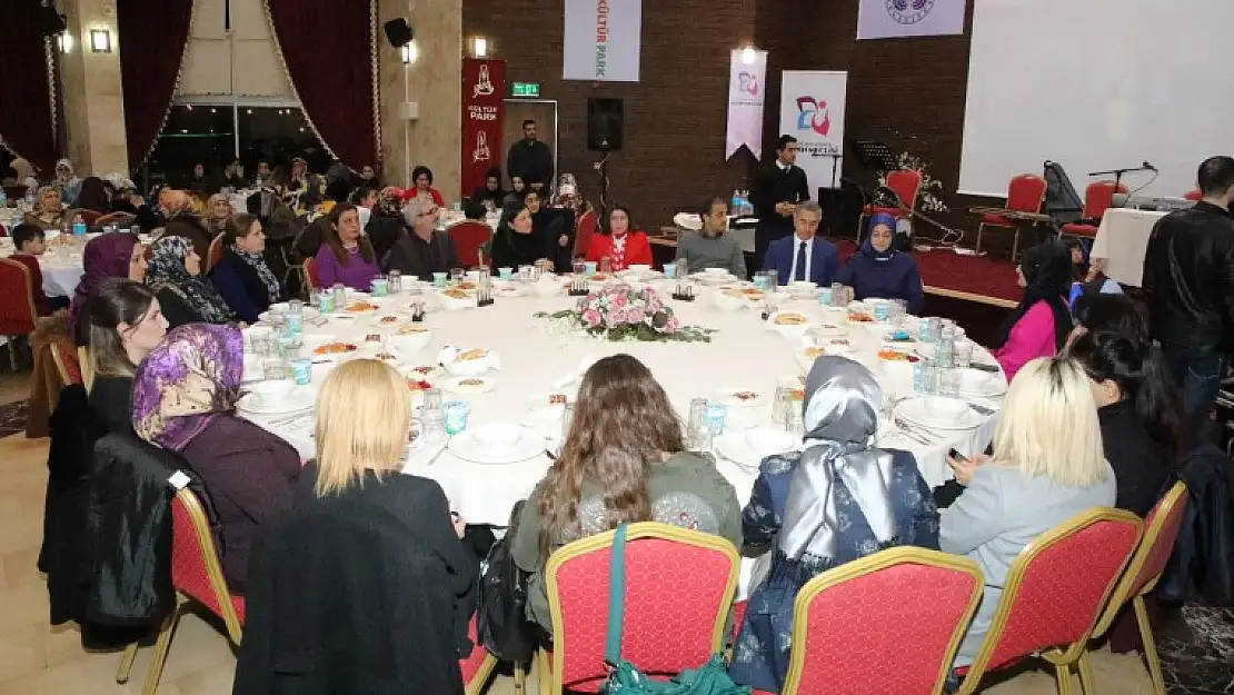 'Kadın Buluşmaları'na Büyük İlgi