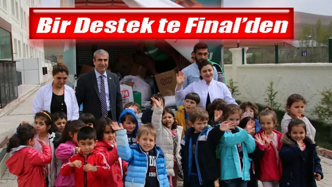 Hayır Çarşısına Bir Destek te Final'den.