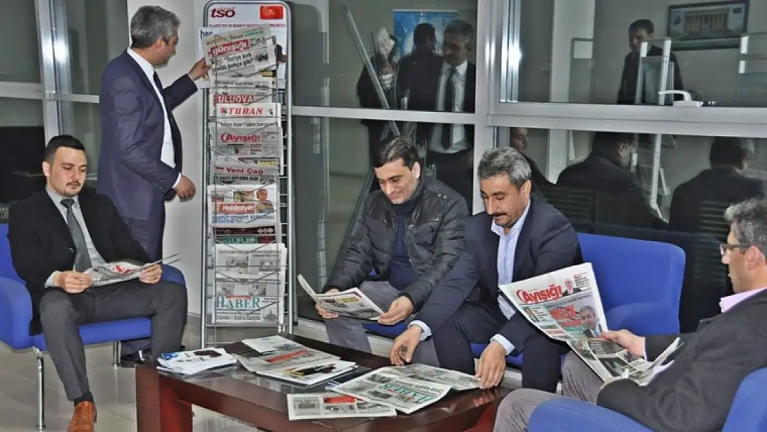 Elazığ TSO'daki Basın Standı İlgi Görüyor