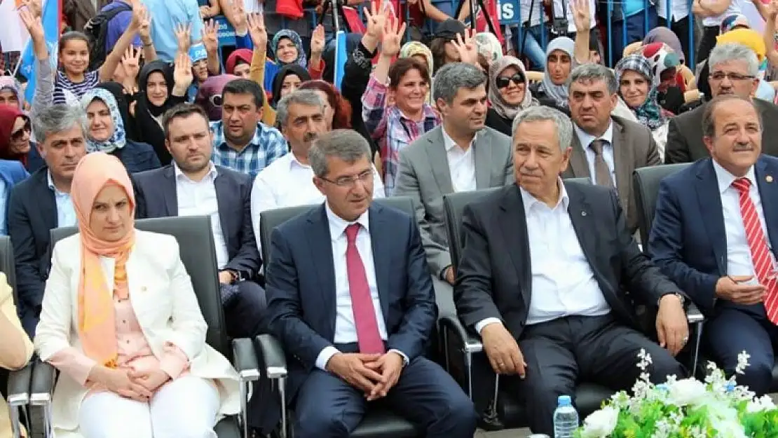 Başbakan Yardımcısı Bülent Arınç Elazığda
