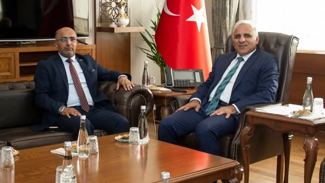 Vali Zorluoğlu Elazığlı Misafirlerini  Ağırladı