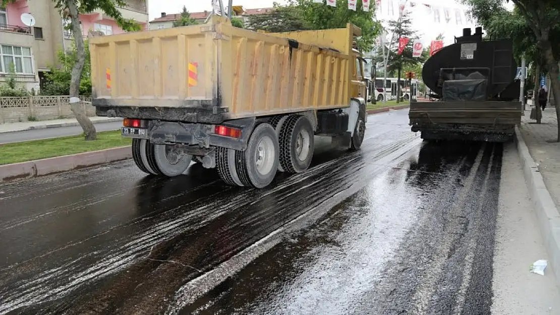 Belediye Asfalt Yenileme Çalışmalarına Başladı