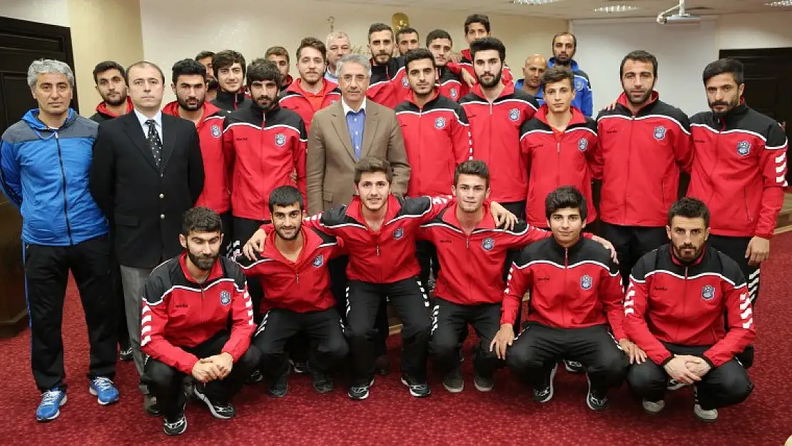 Elaziz Belediyespor'dan Yanılmaz'a Ziyaret