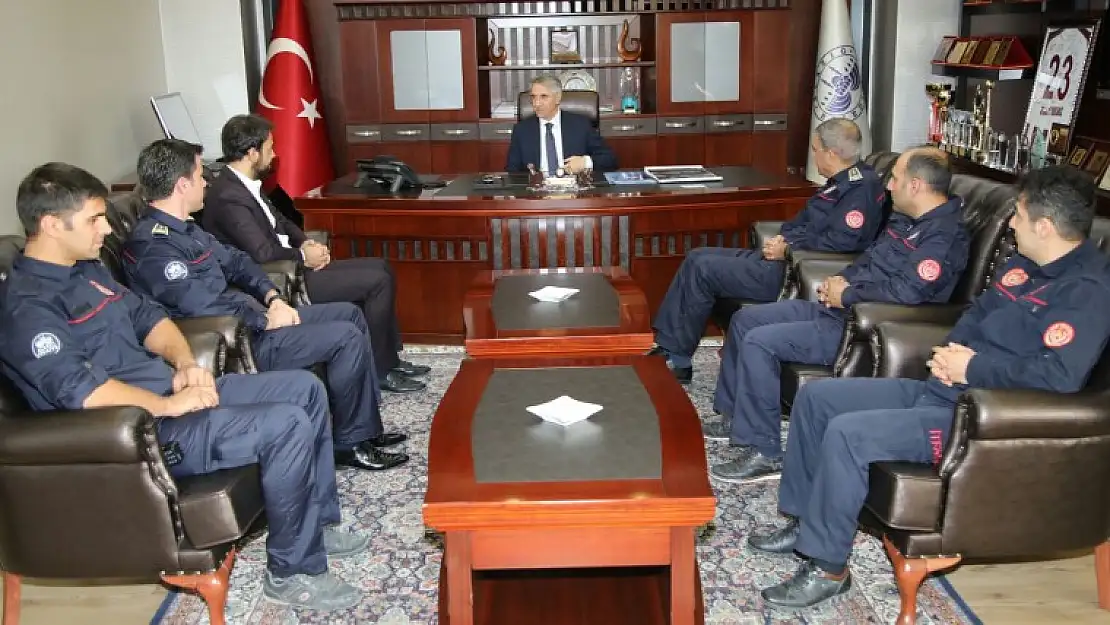 İtfaiyecilerden Başkan Yanılmaz'a Ziyaret