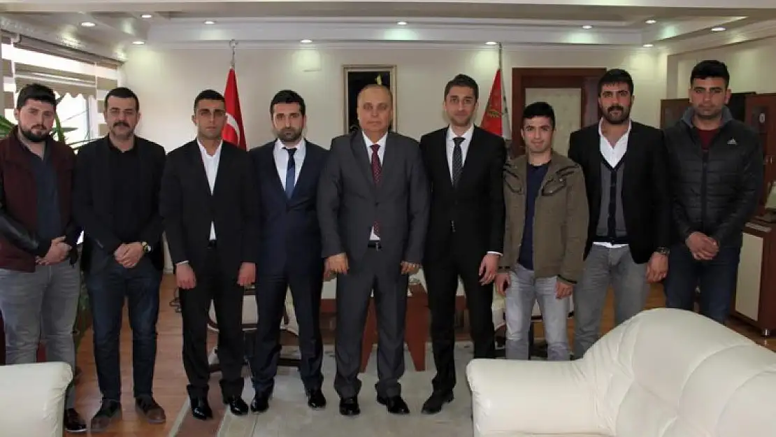Gelder Nihat İşlek'i Ziyaret Etti