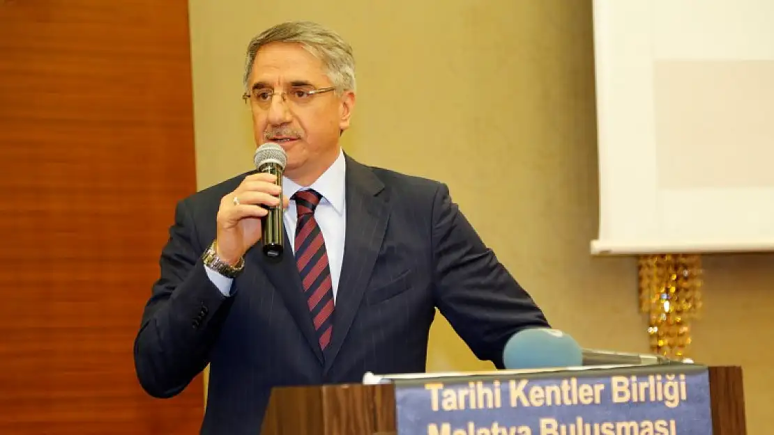 Yanılmaz : Şehri Şehir Yapan Kültürü ve Sanatıdır