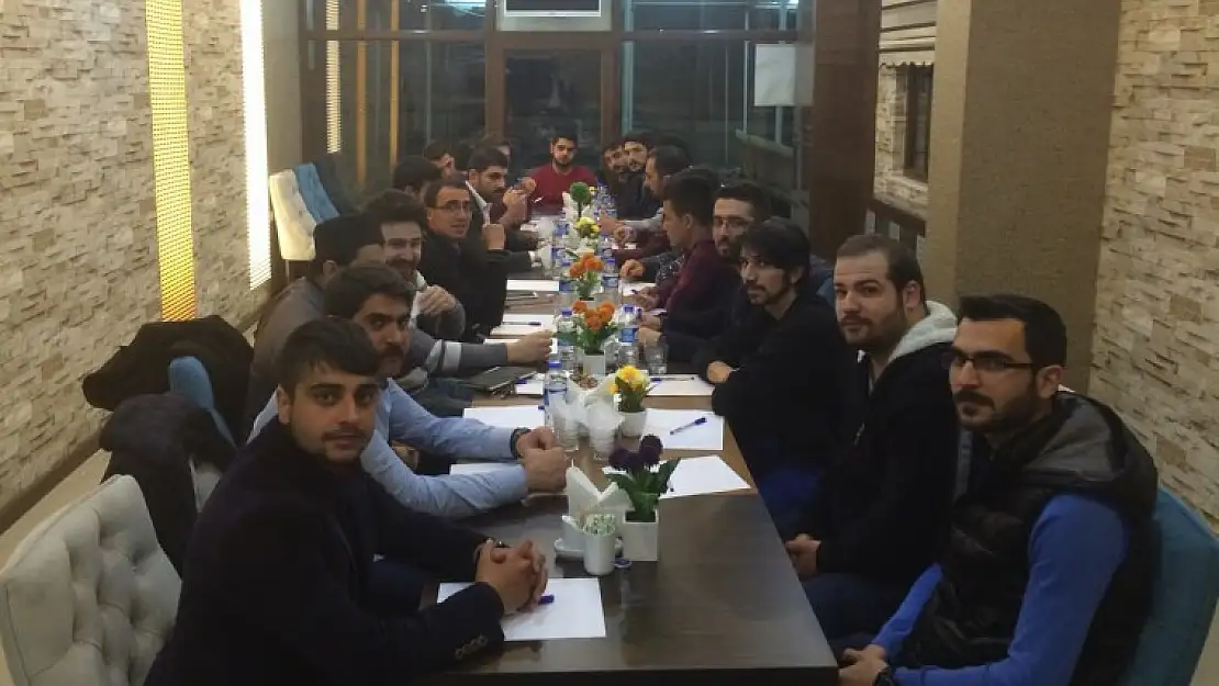 AK Parti Gençlik Kollarından Gençlik Çalıştayı