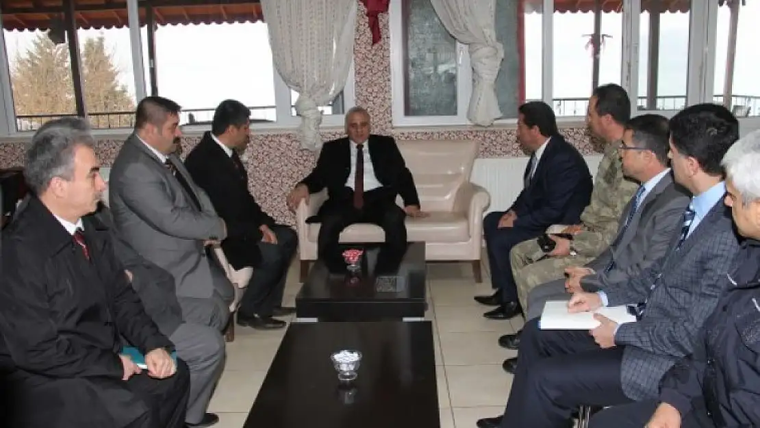 Vali Zorluoğlu Hazar'da İncelemede Bulundu