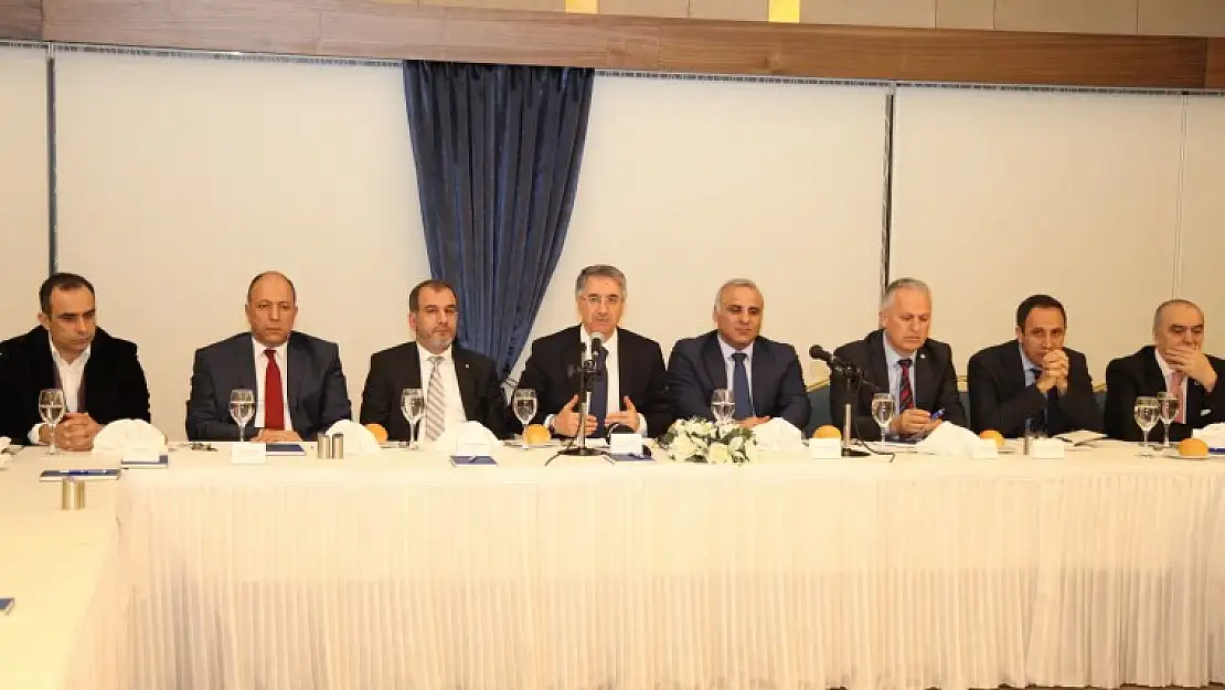 Vakıf Üniversitesi İçin Adım Atıldı