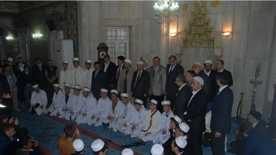 Hafızlar Hafızlık Belgelerini Aldılar