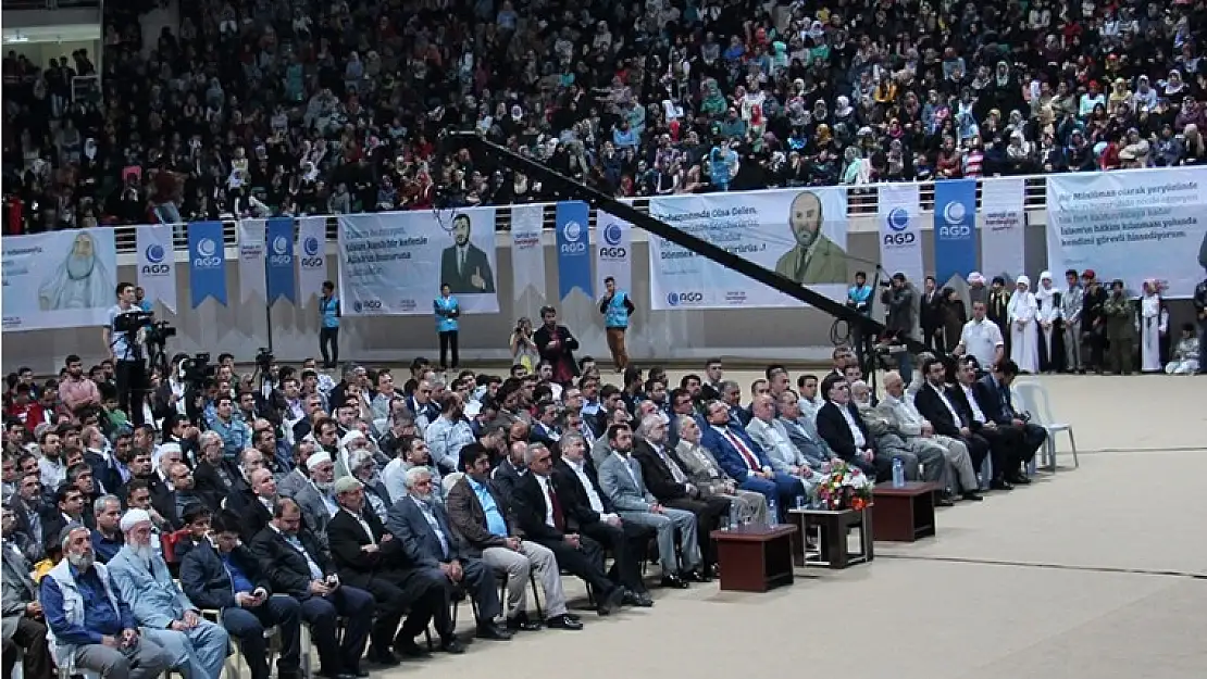 AGD'den Diyarbakır'da Sevgi ve Kardeşlik Yürüyüşü