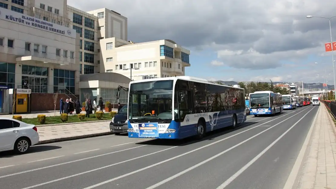 Üniversite Öğrencilerine Ücretsiz Ulaşım