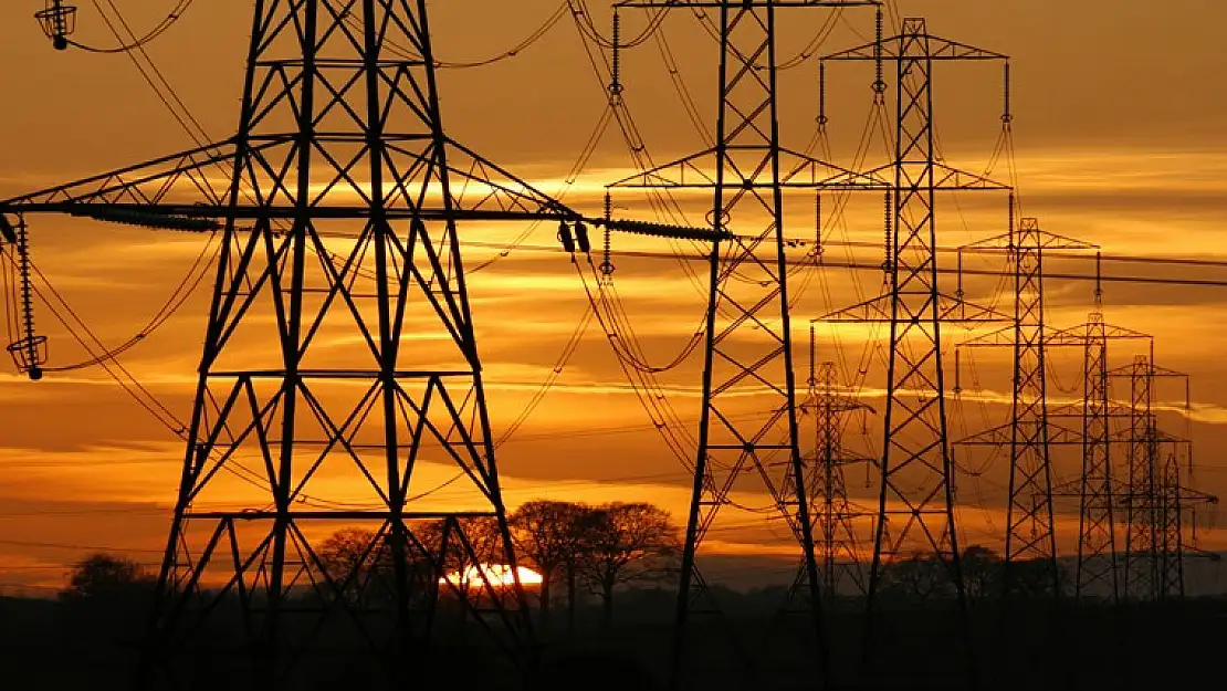Elektrik Sistemi Çöktü Hayat Durdu