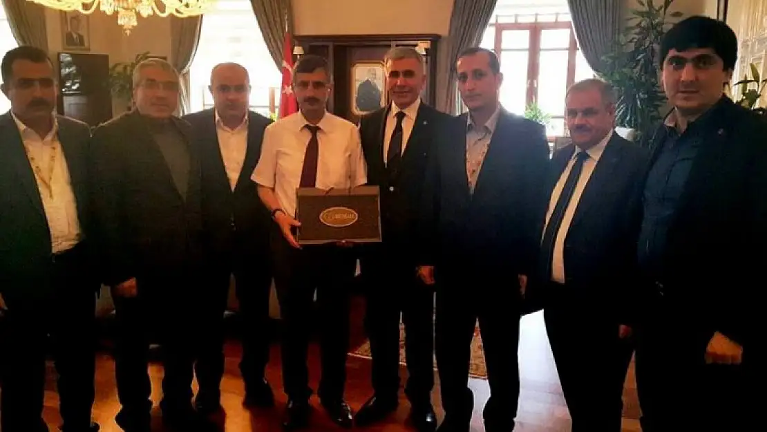MÜSİAD'tan Manisa Valisi Bektaş'a Ziyaret
