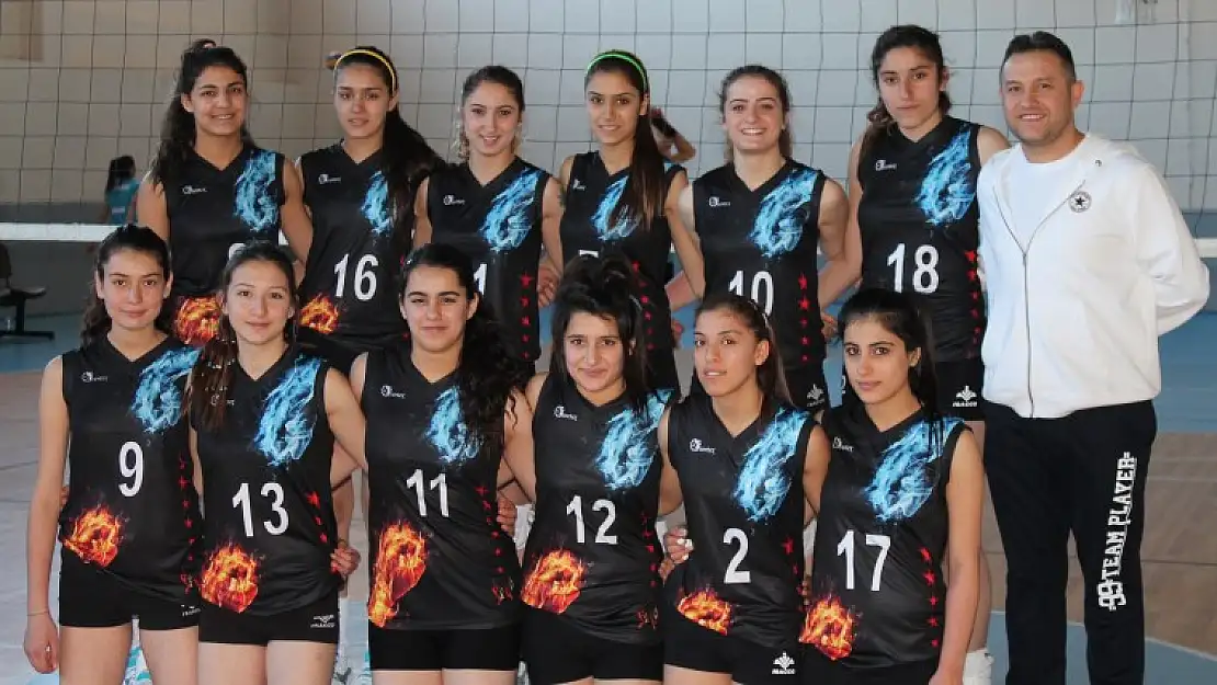 Voleybolda İl Özel İdarespor Türkiye 3.sü Oldu