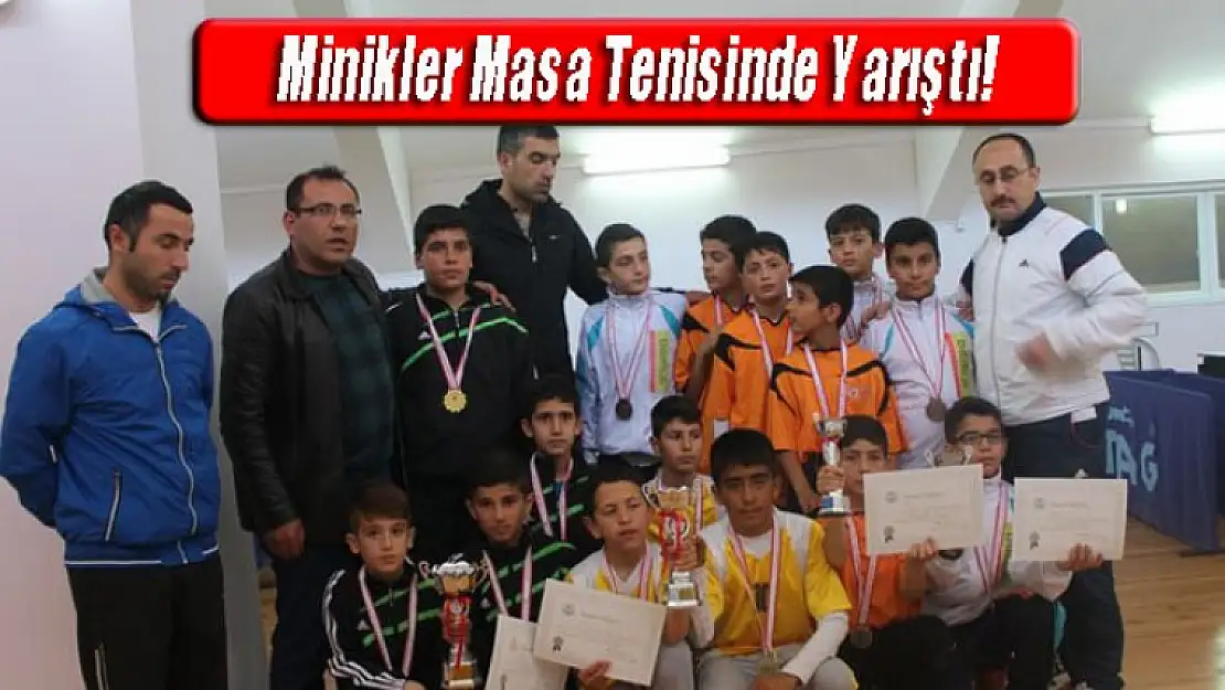 Minikler Masa Tenisinde Yarıştı!