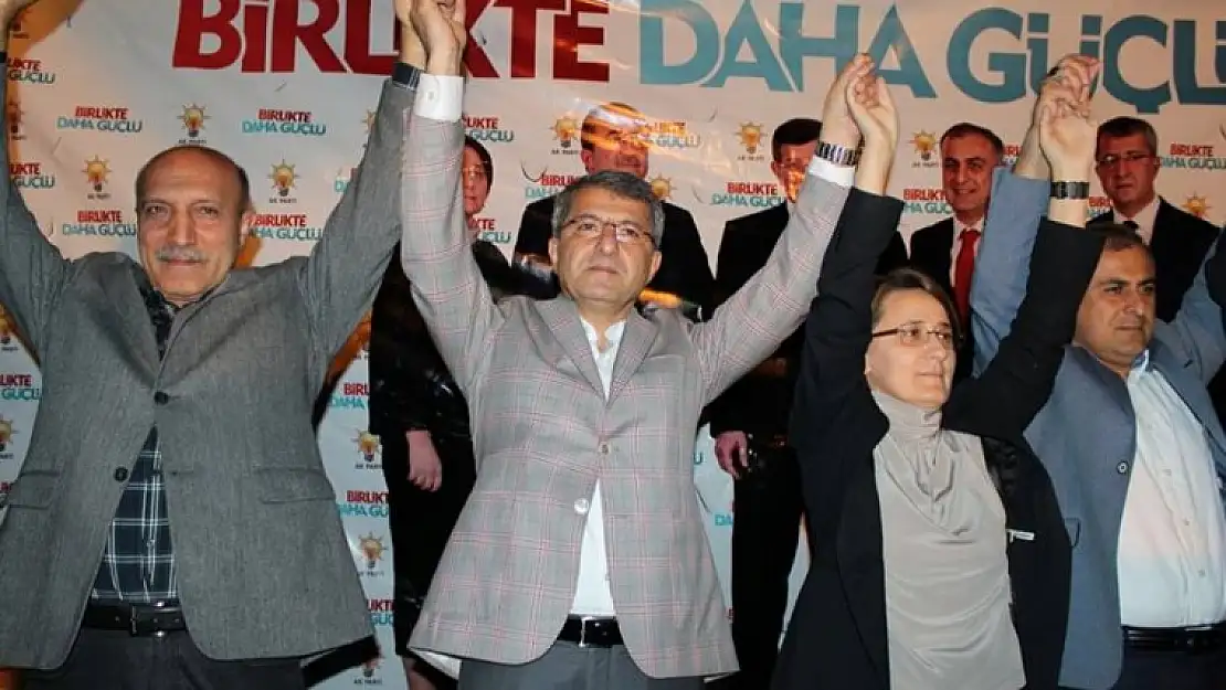 Ak Parti'den Cumhuriyet ve Ataşehir Mitingi