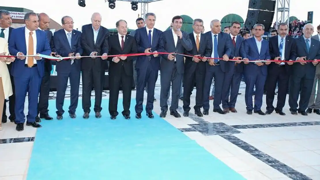 Kültür Park ile Oto Galericiler Sitesi Törenle Açıldı