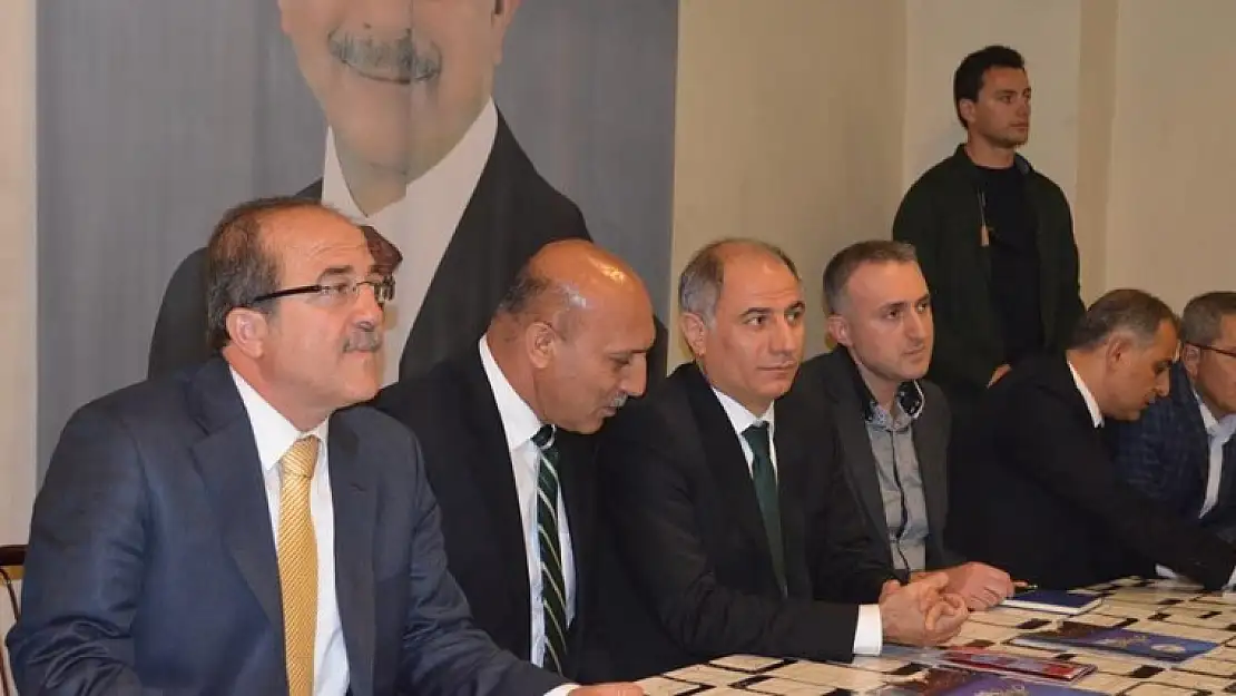 Efkan Ala AK Parti SKM'yi Ziyaret Etti