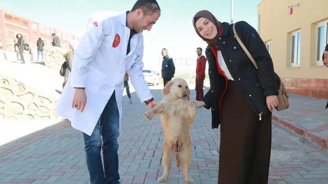 Elazığ'da Betül Soysal'a Büyük İlgi
