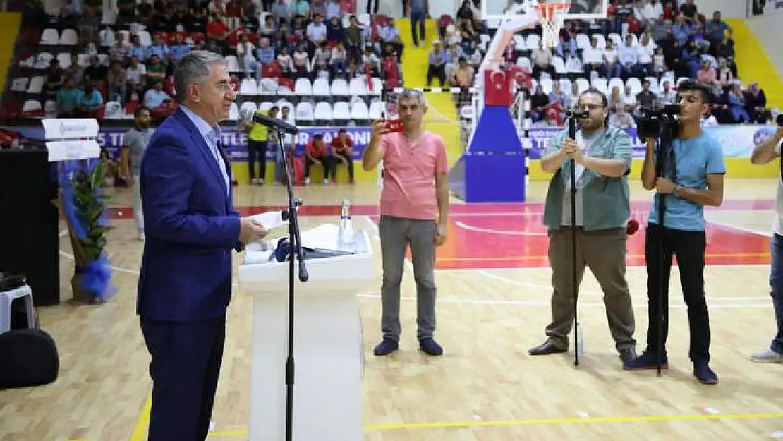 Yeni Spor Salonu Açıldı