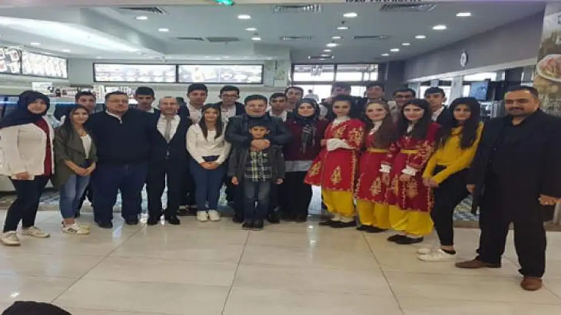 Öğrencilerden Afrin'e Gitme Talebi