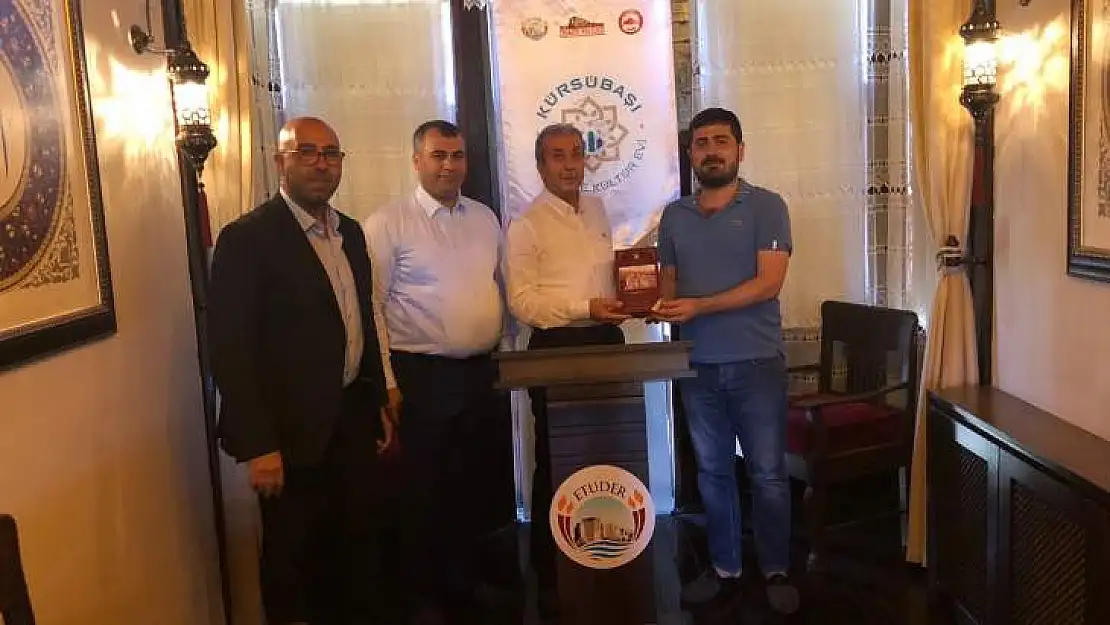 Mehdi Eker'e Fahri Gakgo Sertifikası