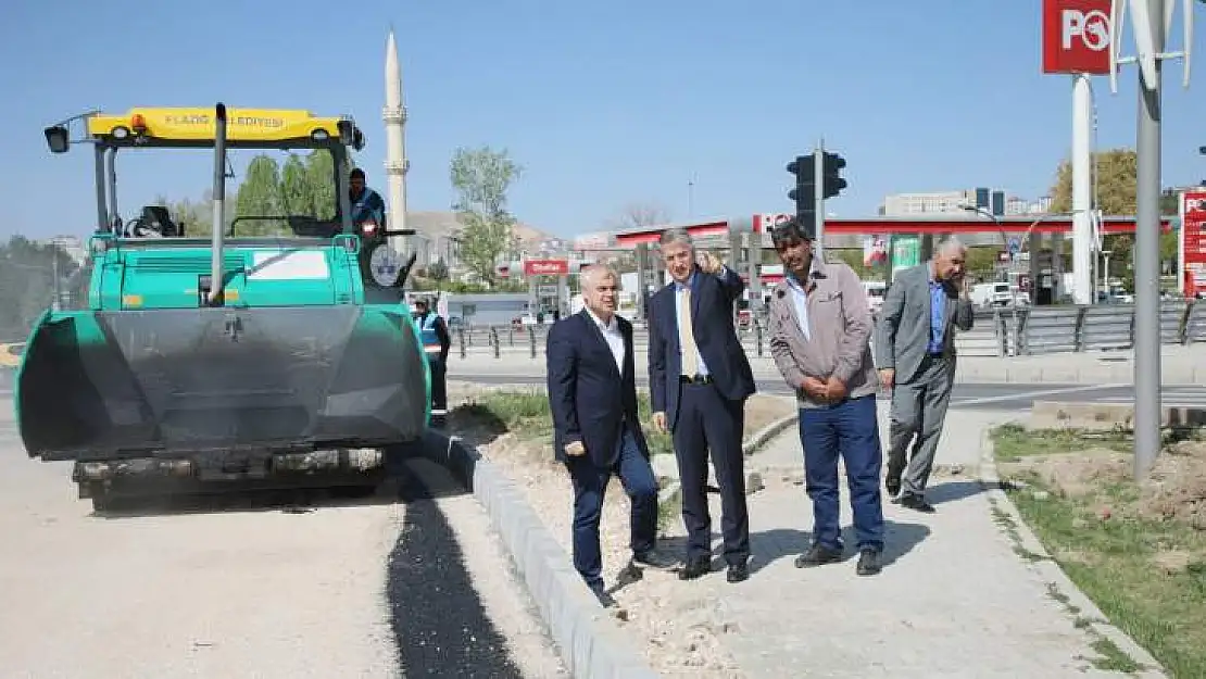 Elazığ'da Yol Çalışmaları Sürüyor