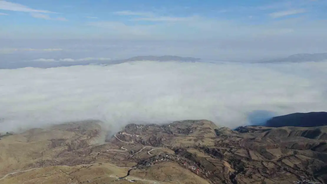 Hazar Gölü'nde dron ile çekilen görüntüler görsel şölen oluşturdu.