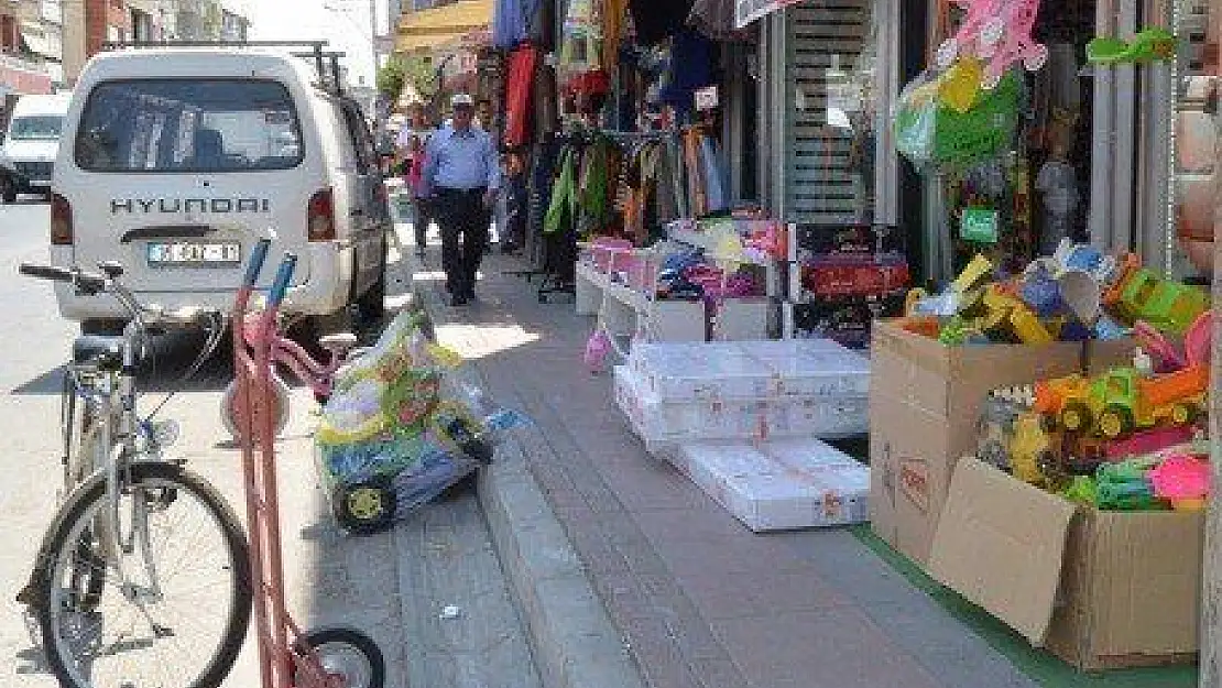 Saraç'tan İşgallere Tepki