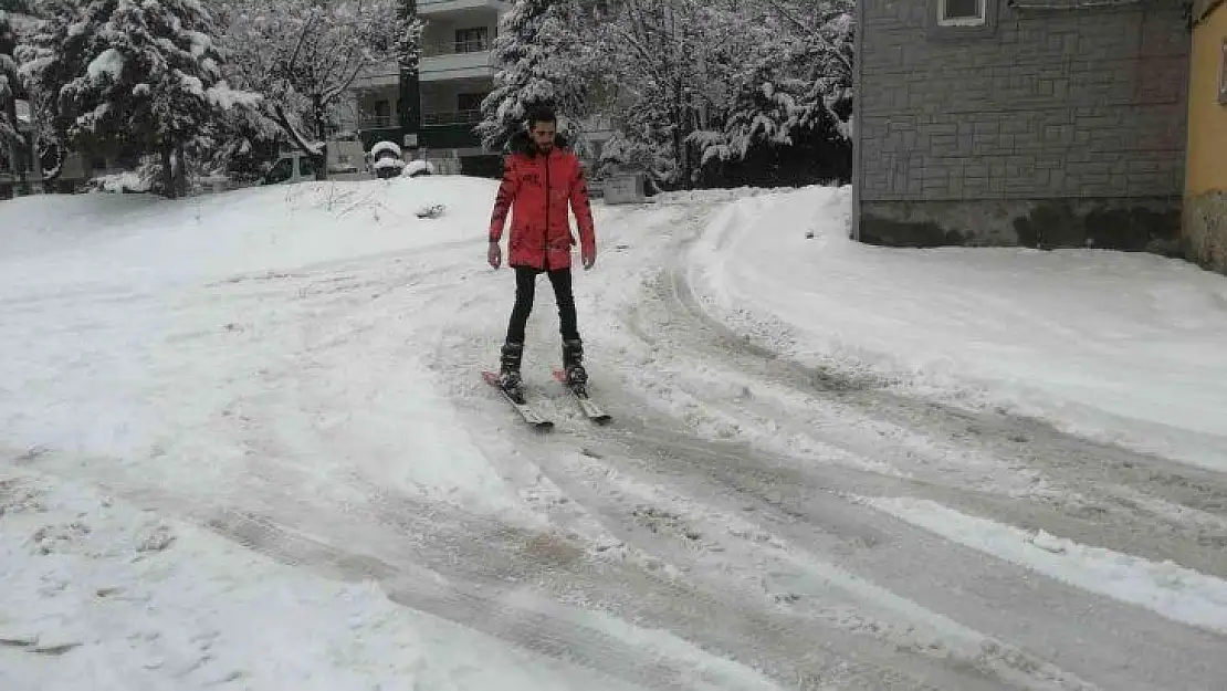 Kar Elazığ'ı kapladı