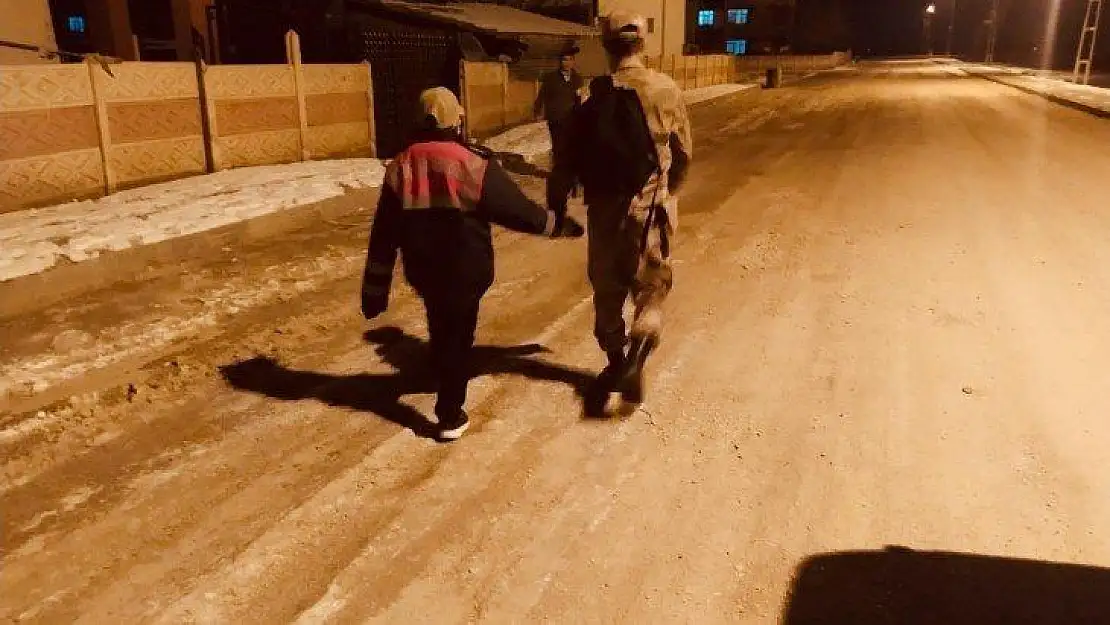 Kayıp Çocuk Evinden 5 Kilometre Uzakta Bulundu