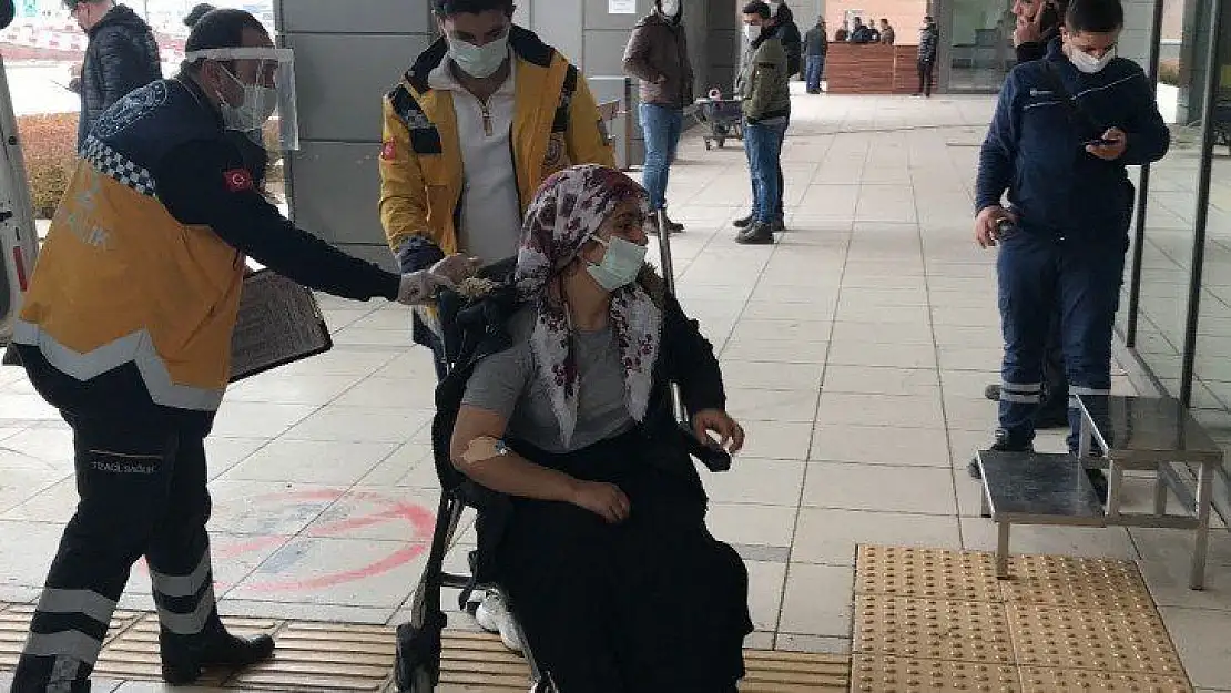 Kocasının bıçakladığı 1 çocuk annesi, polis merkezine sığındı