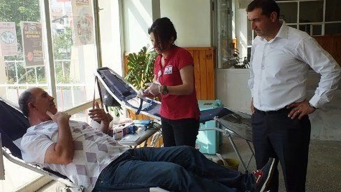 İl Özel İdareden Kan Bağışı