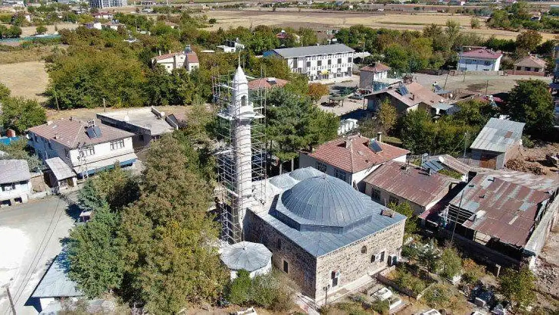 Leyleklerin yuva yaptı 386 yıllık caminin restorasyonu tamamlandı