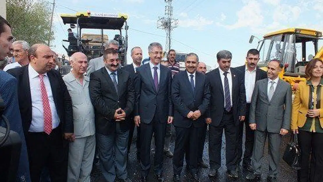 Özel İdare ve Belediyeden Asfalt İşbirliği