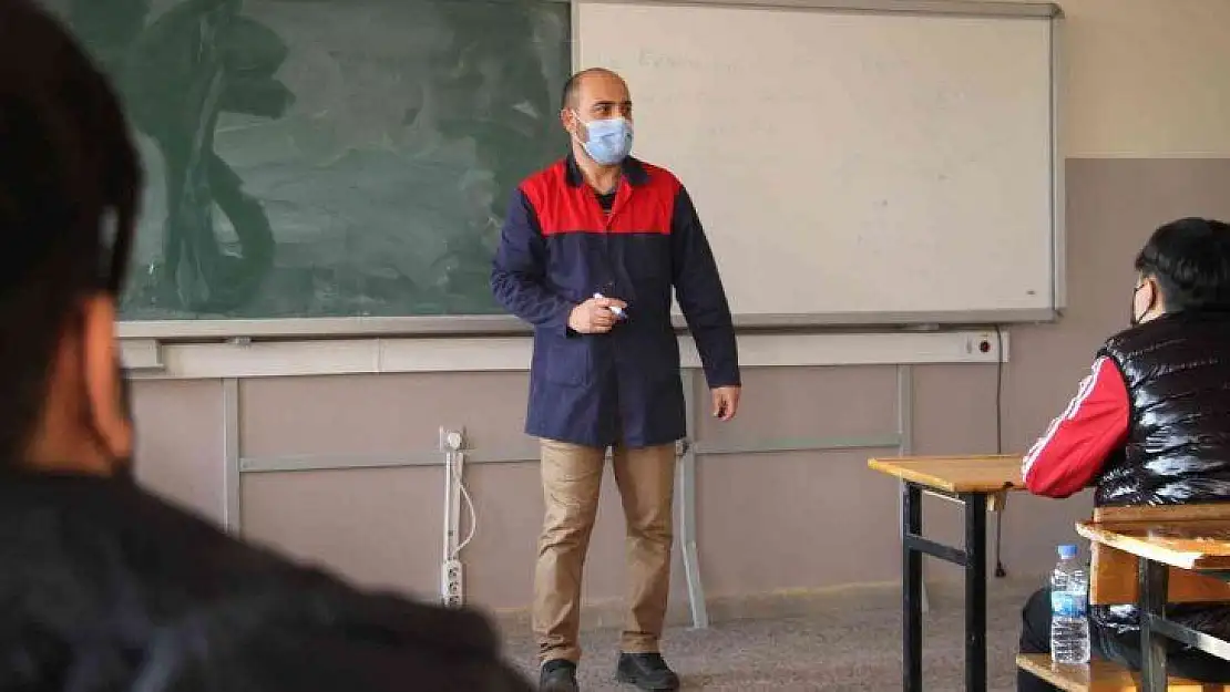 Öğrenim yıllarında dalga geçtiler, o yılmadan çalıştı ve..
