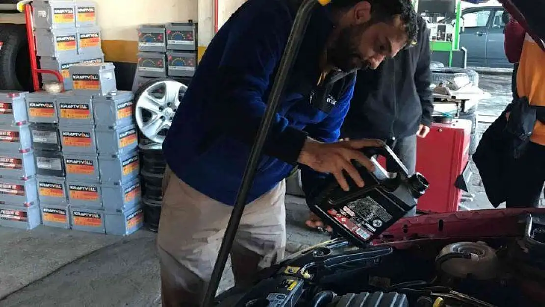 Oto tamir ustalarından araç sahiplerine uyarı..