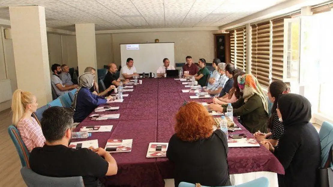 Rektör Demirdağ, 'Türkiye'nin parmakla gösterilen bir üniversitesiyiz'